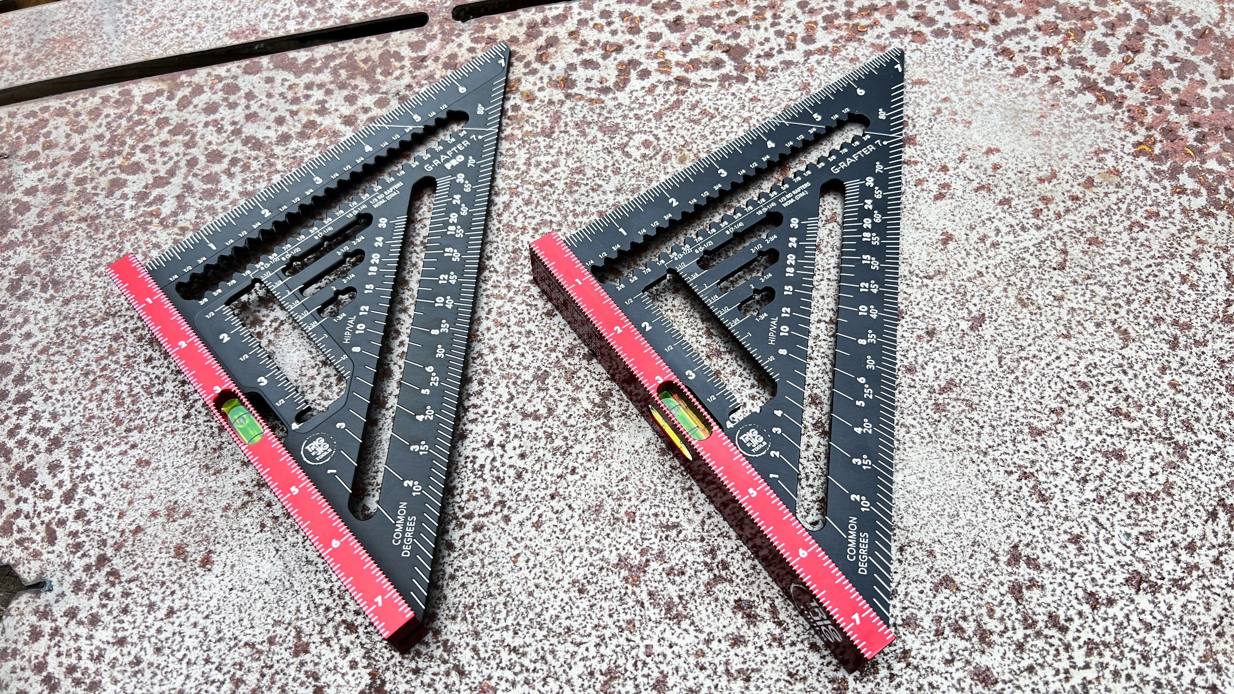 G-Rafter 7 vs G-Rafter 7 PRO: Which Rafter Square Lasts Longer?